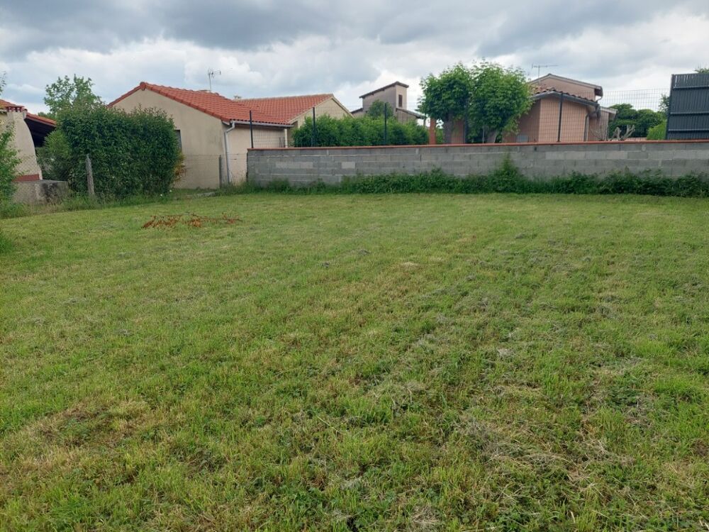 "Votre agence Maisons France Confort d'Aucamville vous p....