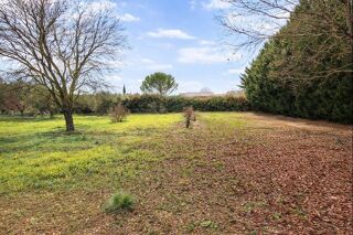  Terrain 1400 m� Tavernes