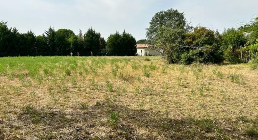 Montaigut-sur-Save : maison de 6 pièces (110 m²) à vendr....
