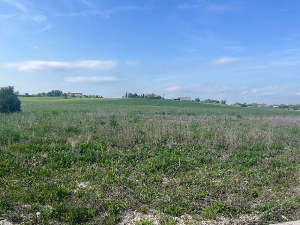 Maison neuve T4 - 90 m² avec grand terrain à Taïx <B....