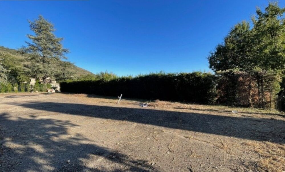 vente Terrain - 1066 m² Saint-Vallier-de-Thiey (06460)