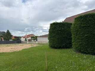  Terrain 560 m² Saint-marcellin-en-forez