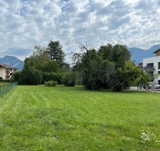  Terrain 1000 m� Saint-jorioz