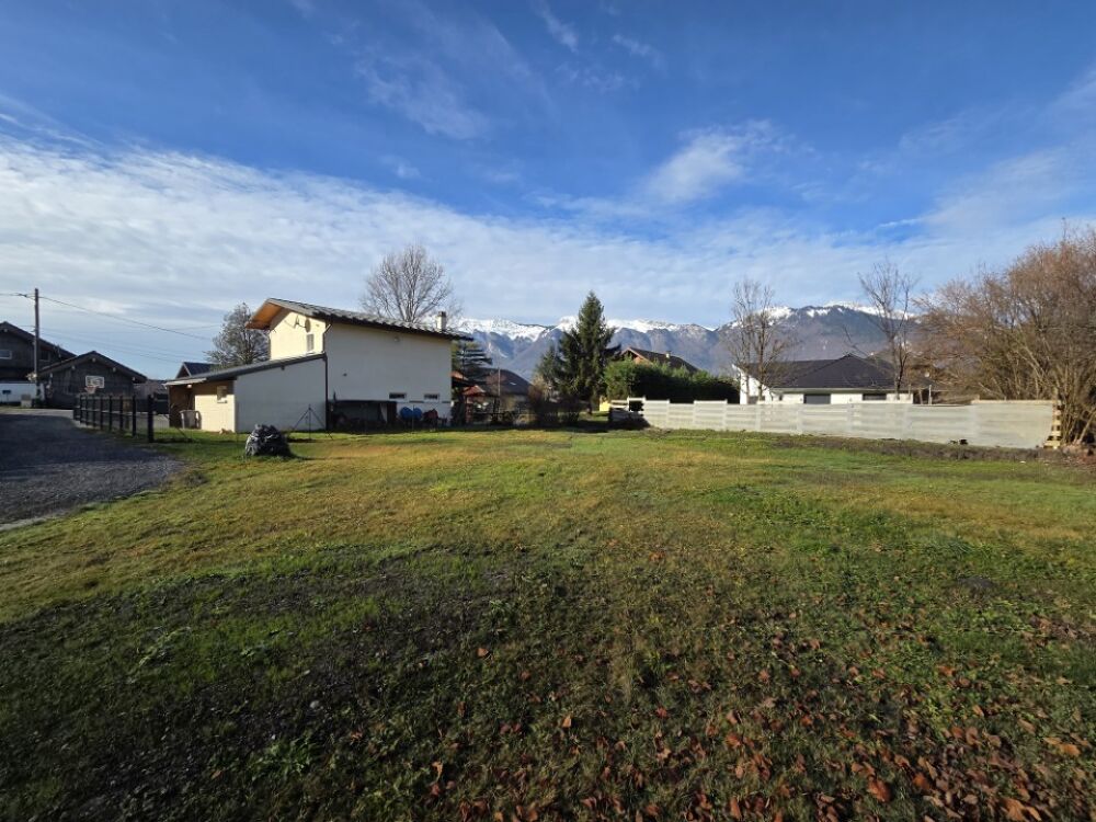 Faites construire votre villa sur la commune de la Plain....