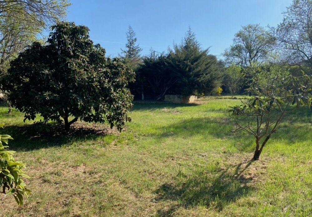 vente Terrain - 2122 m² Saint-Maximin-la-Sainte-Baume (83470)