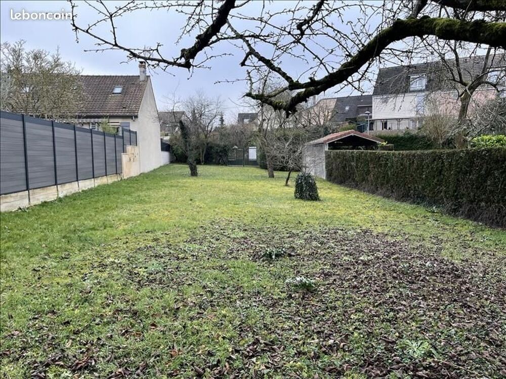 vente Terrain - 607 m² Saint-Ouen-l'Aumône (95310)