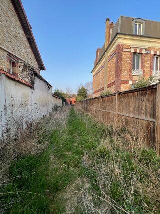  Terrain à vendre 644 m²