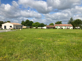  Terrain à vendre 633 m²