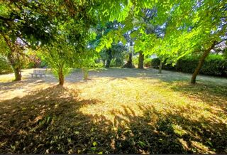  Terrain à vendre 741 m²