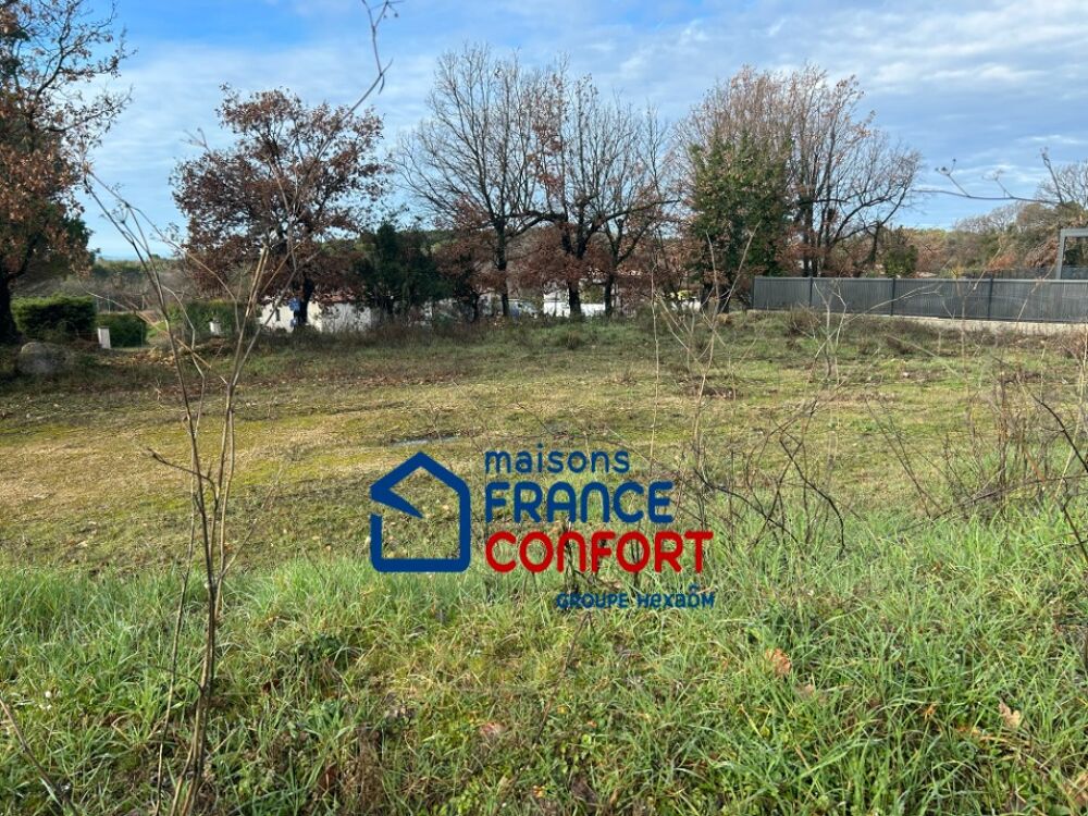 Maisons France Confort vous propose ce modèle à étage, a....