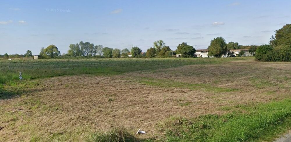 vente Terrain - 660 m² Saint-Romain-de-Benet (17600)