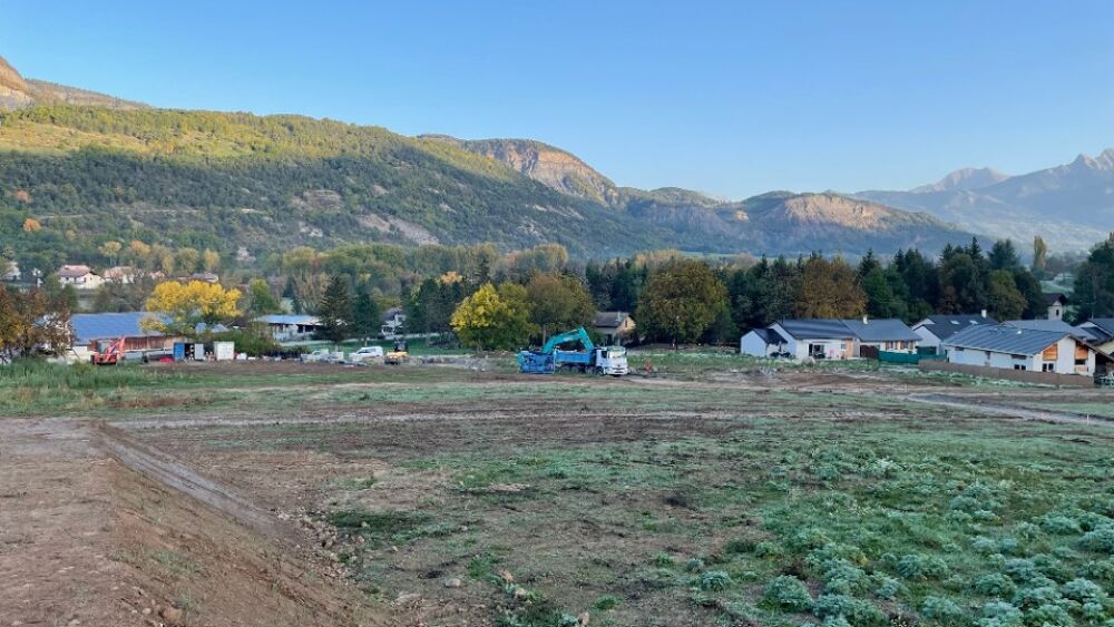 vente Terrain - 759 m² Saint-Étienne-le-Laus (05130)
