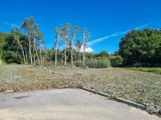  Terrain 755 m� Ansouis