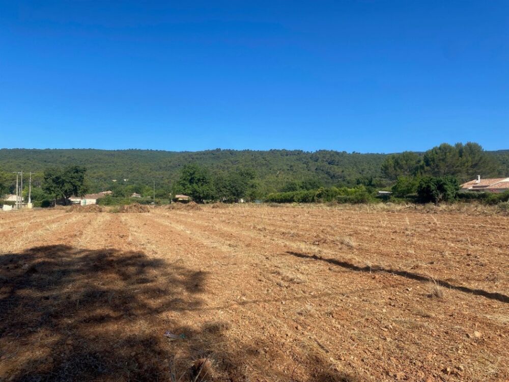 vente Terrain - 1654 m² Garéoult (83136)