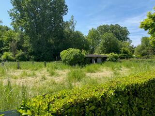  Terrain à vendre 881 m²
