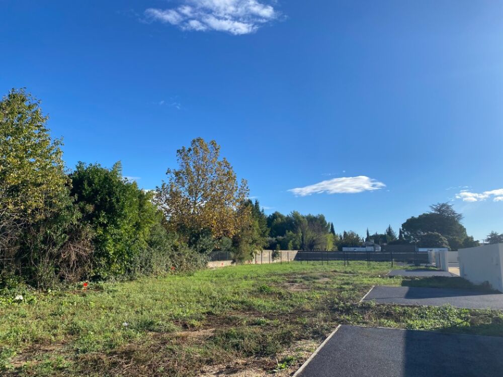 Maison Alice de 85 m² proposée ici sur 300 m² de terrain....