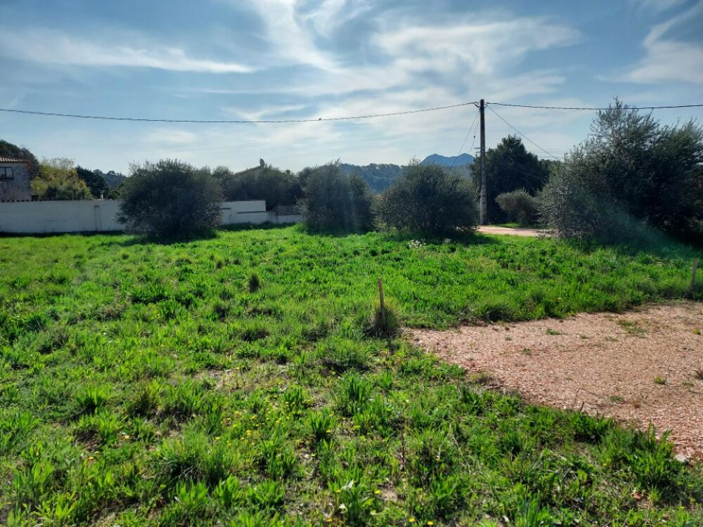vente Terrain - 691 m² Barjols (83670)