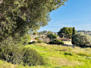  Terrain à vendre 678 m²