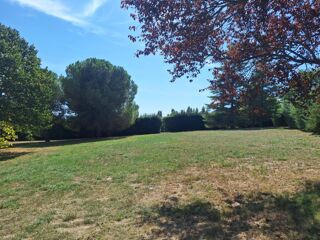  Terrain à vendre 895 m²