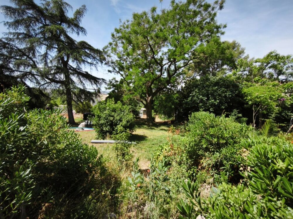 vente Terrain - 653 m² Toulon (83000)