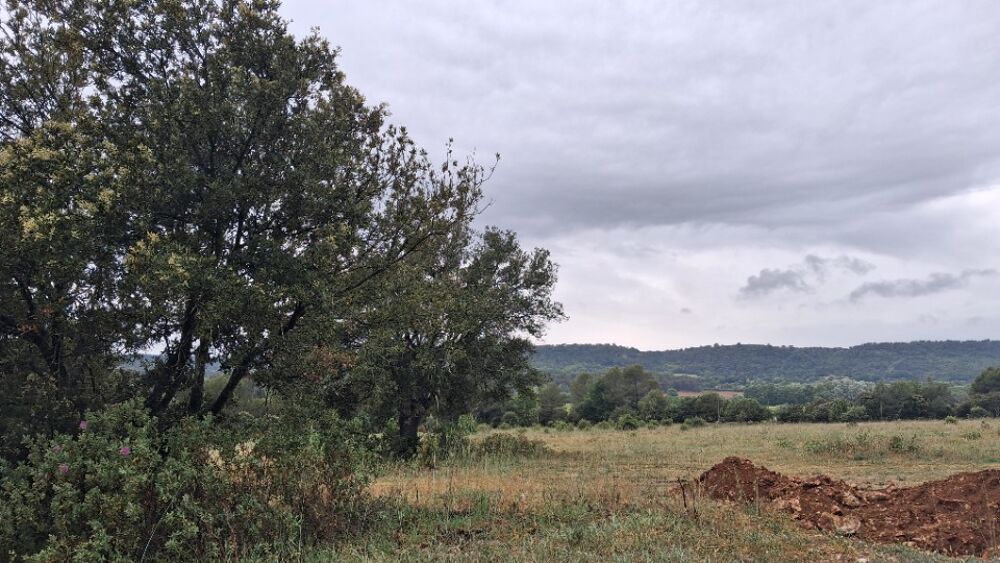 Vous recherchez la tranquillité de la Provence sans reno....