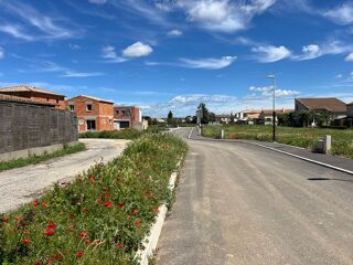  Terrain  vendre 215 m