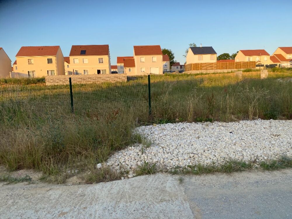 MAISON À CONSTRUIRE DE 110 M² IDÉALEMENT SITUÉE À NEMOUR....