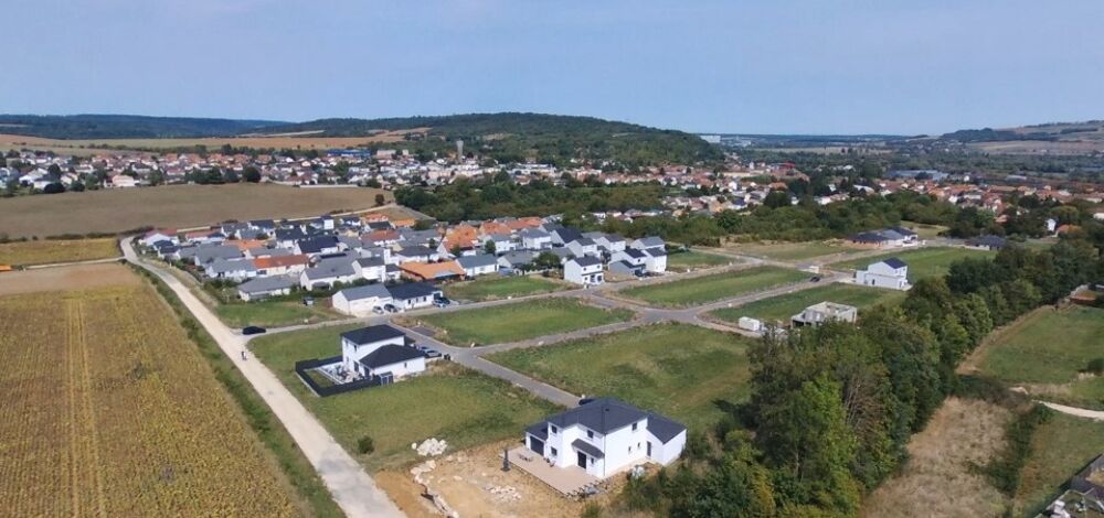 maison de 110M2 habitable avec une belle pièce de vie de....