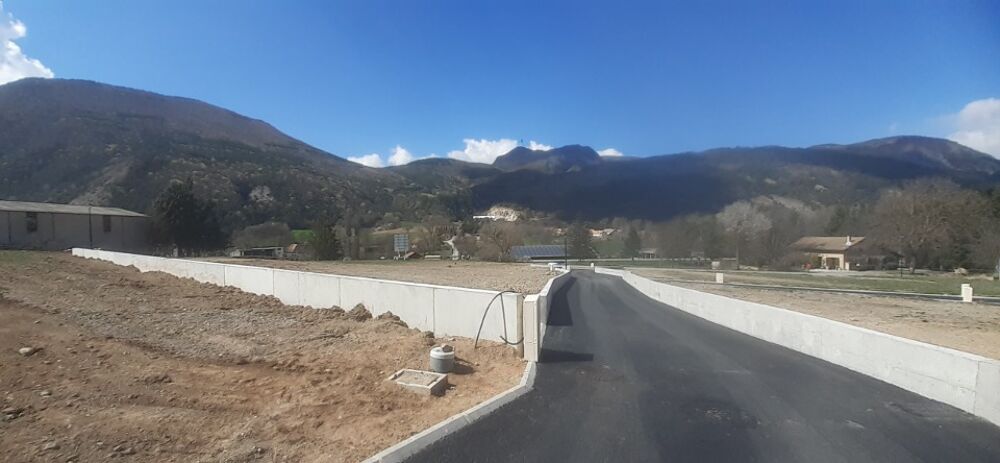 vente Terrain - 759 m² Saint-Étienne-le-Laus (05130)