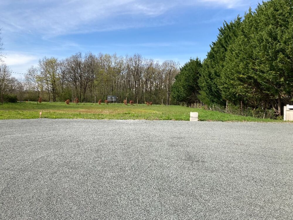 vente Terrain - 1113 m² Saintes (17100)