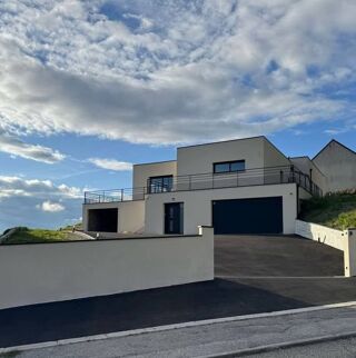  Maison  vendre 6 pices 147 m