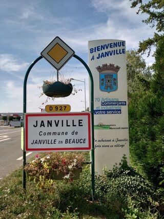  Terrain 525 m Janville