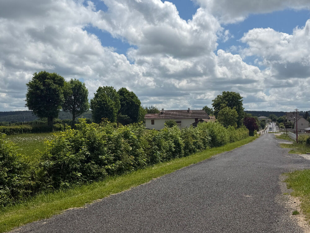 vente Terrain - 800 m² Arpajon-sur-Cère (15130)