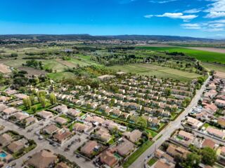  Terrain 220 m Coursan