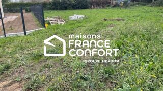  Terrain à vendre 715 m²
