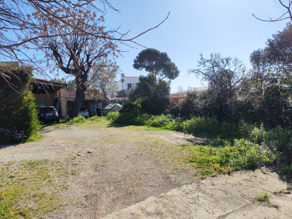 vente Terrain - 313 m² Toulon (83200)