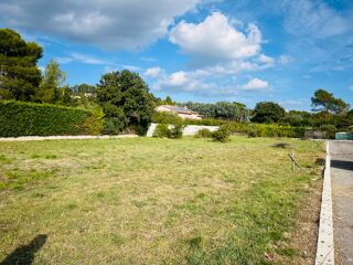  Terrain 897 m� Gar�oult