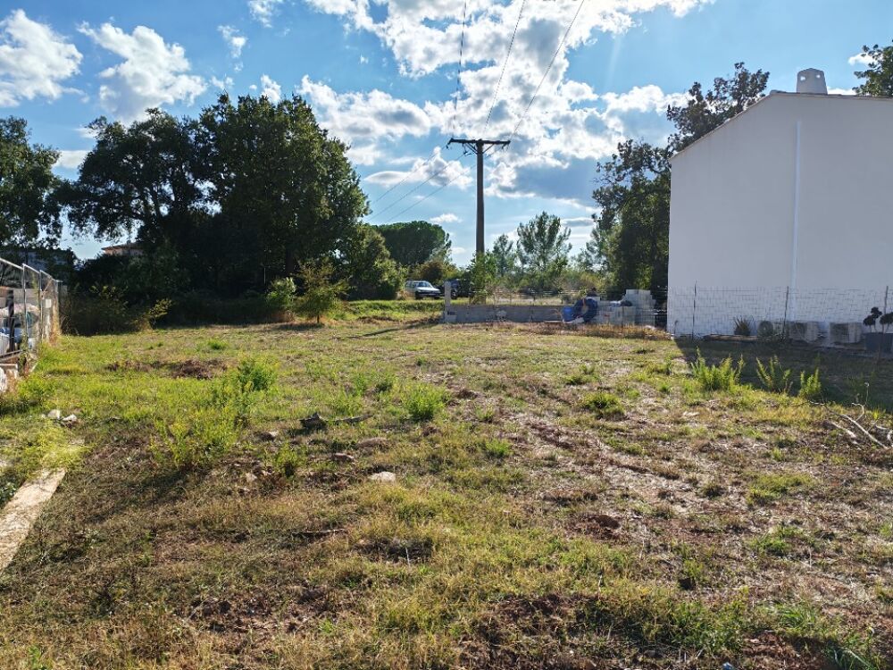 vente Terrain - 442 m² Le Cannet-des-Maures (83340)