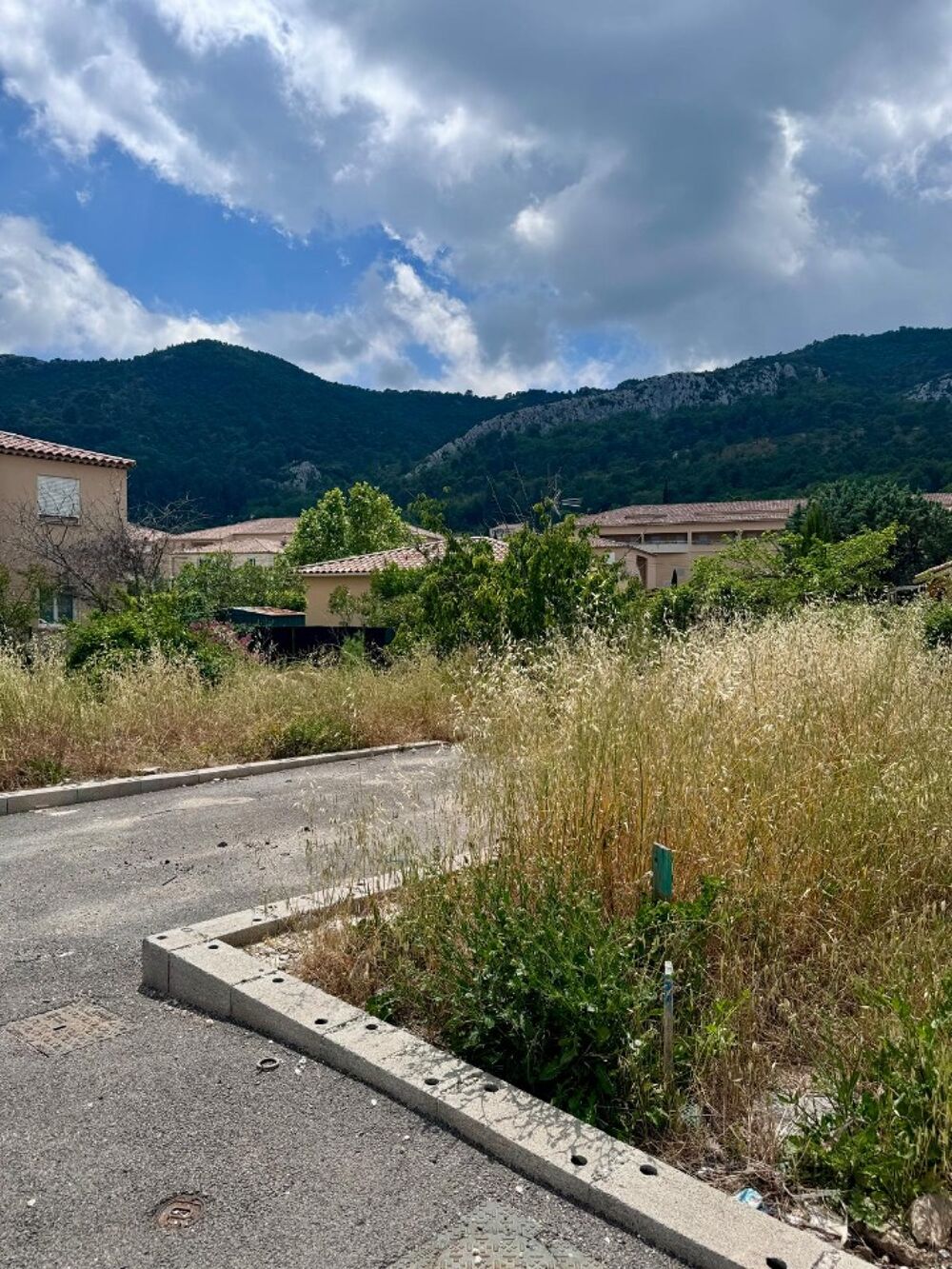 VENTE : maison F5 (92 m²) à Saint-Savournin Emplacem....