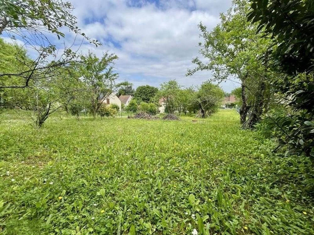 MAISON À CONSTRUIRE DE 7 PIÈCES DANS LA VILLE DE VAURÉAL....