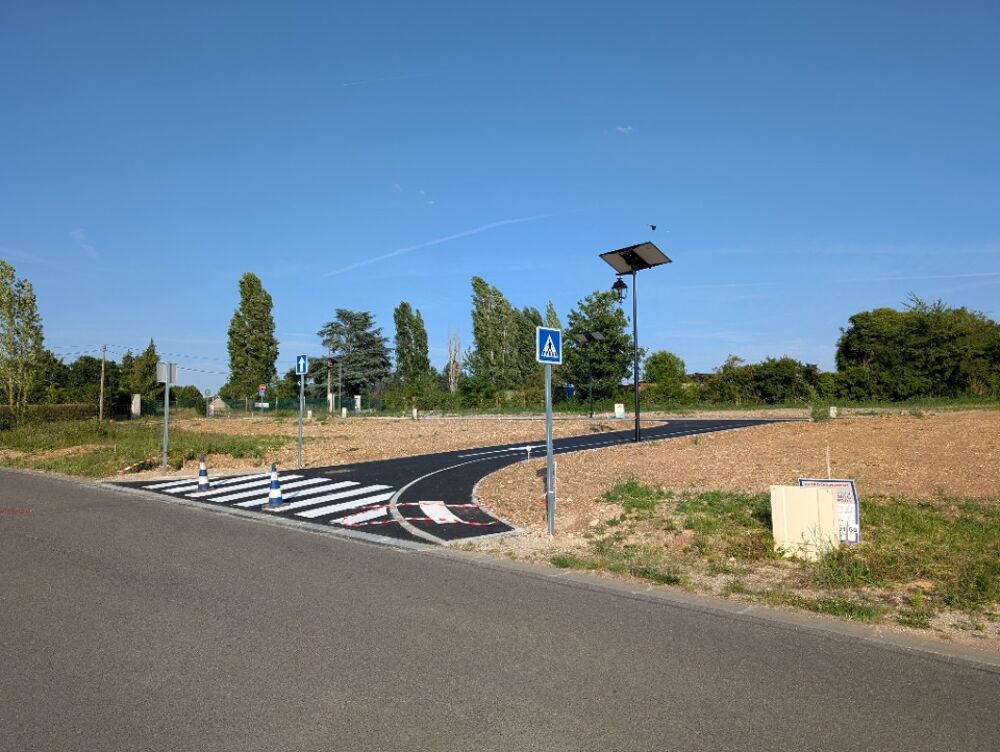 L'agence Maisons France Confort de Coignières propose ce....