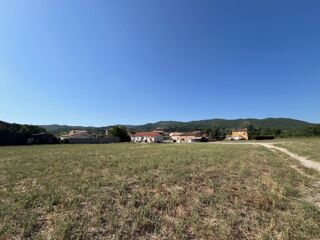  Terrain à vendre 688 m²