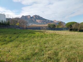  Terrain à vendre 697 m²
