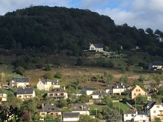  Terrain 1300 m� Entraygues-sur-truy�re