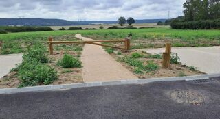  Terrain  vendre 305 m