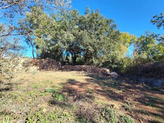vente Terrain - 725 m² Lorgues (83510)
