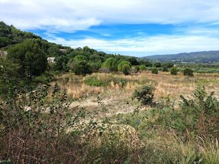  Terrain 335 m� Rognes