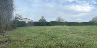  Terrain 493 m� Givrand