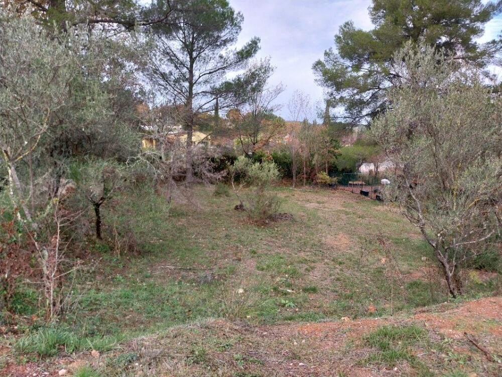 vente Terrain - 1037 m² Salernes (83690)