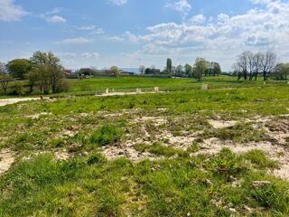  Terrain 360 m² Marboz